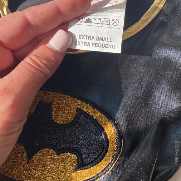 Batman costume with mask and built for the girl size extra small - Picture 5 of 7